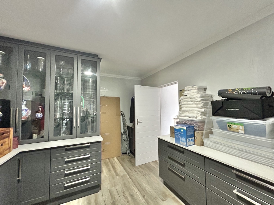 3 Bedroom Property for Sale in Noorsekloof Eastern Cape